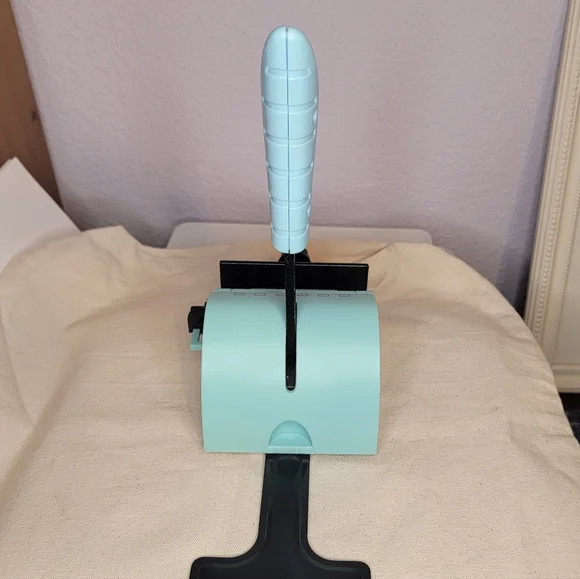 Zutter Blue Binding Machine - Picture 3 of 6